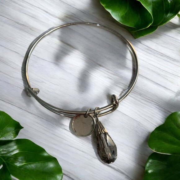 Silver Tone Charm Bangle With Faux Quartz Teardrop Gem & Charm - Picture 2 of 2